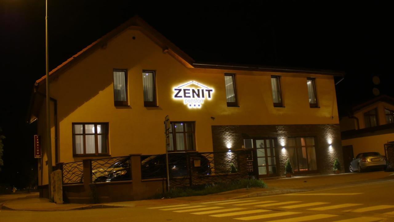 Penzion Zenit Presov Ngoại thất bức ảnh